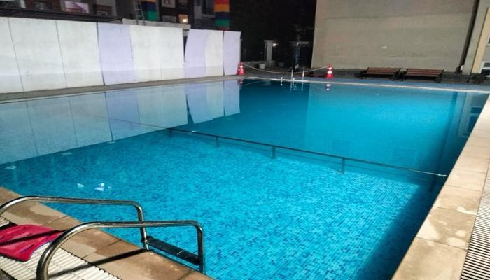 Swimming pool at GameZone 360